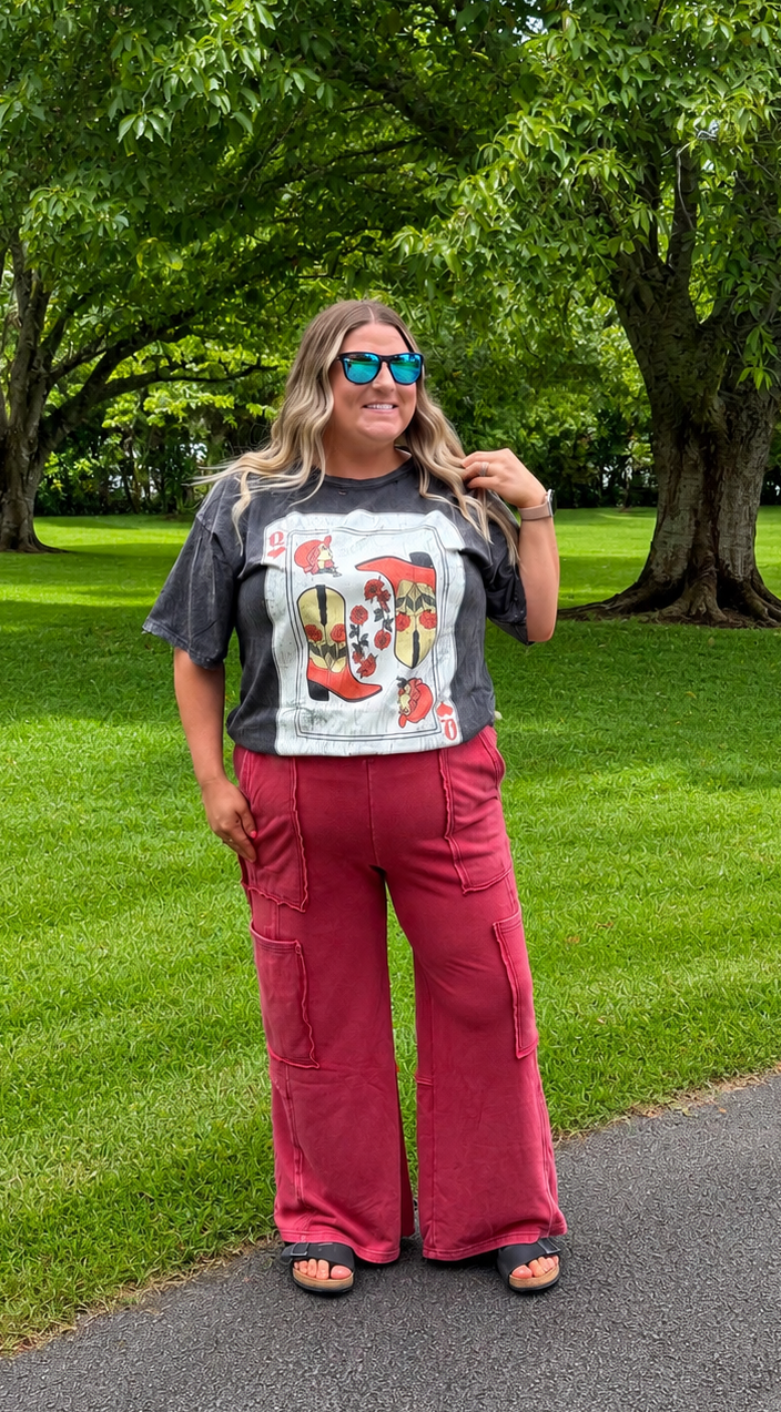 Queen Of Hearts Graphic Tee